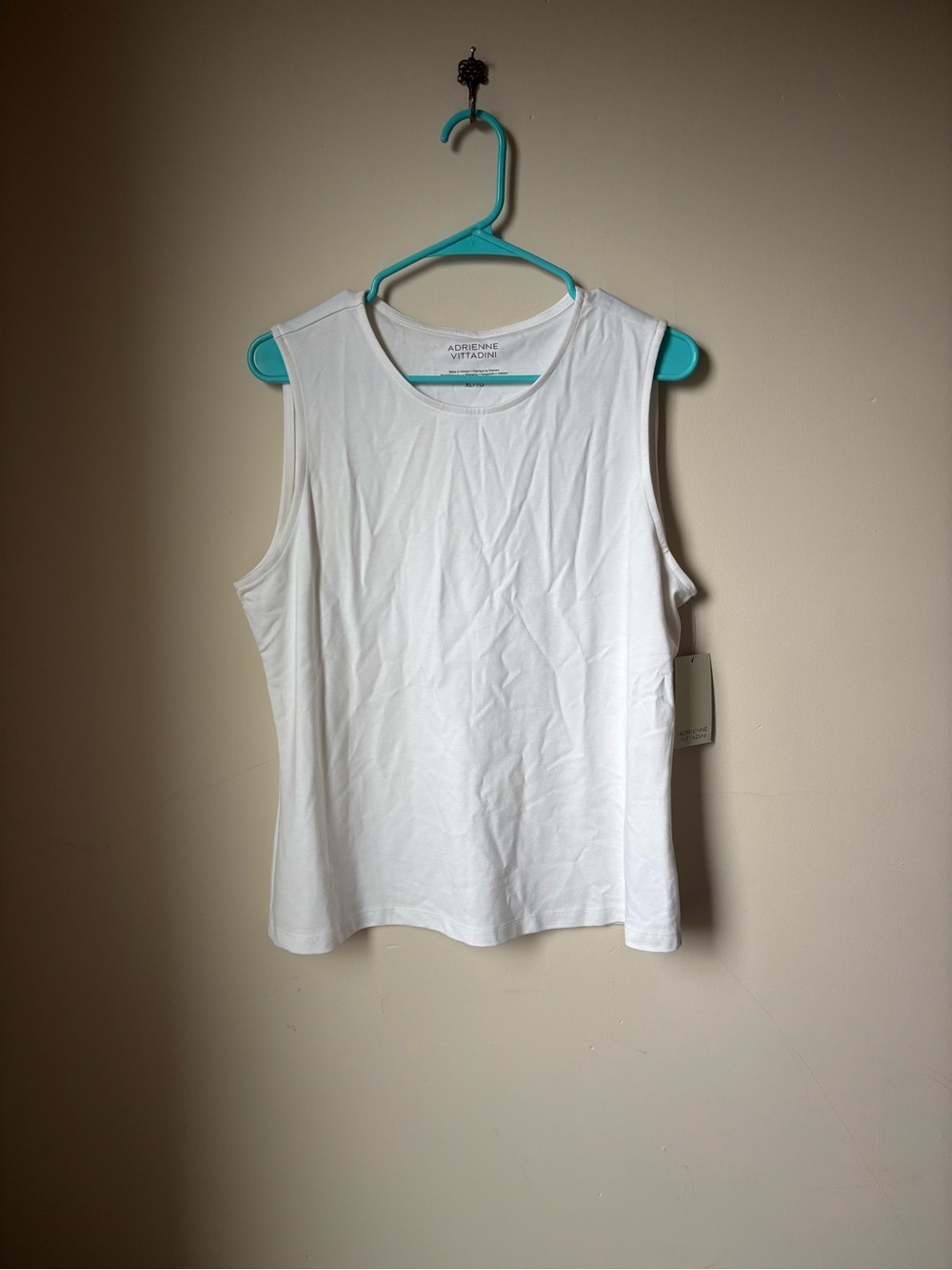 Adrienne Vittadini White Sleeveless Muscle Tank Top- NWT